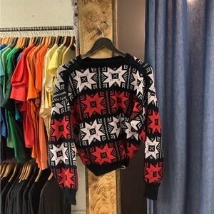 Vintage Black/Red Star Pattern Sweater